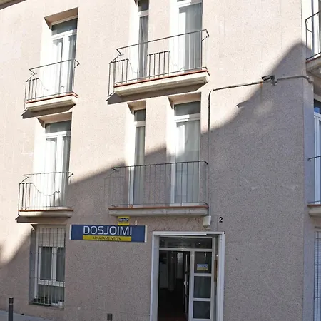 Ar Dosjoimi דירה *