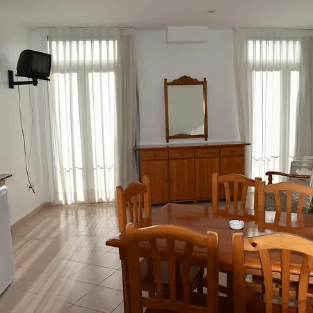 Ar Dosjoimi Apartmán Lloret de Mar